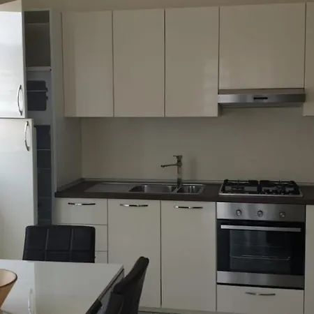 Givi Apartment Alassio
