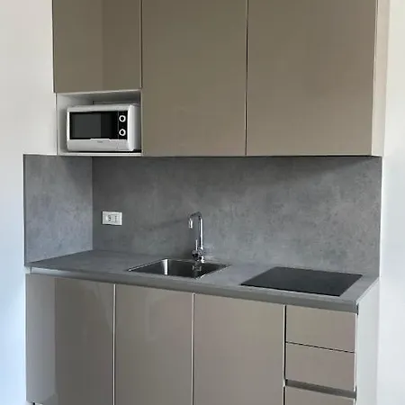 Givi Apartment Alassio